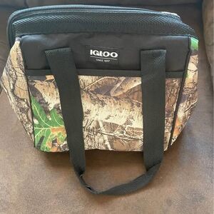 Igloo Realtree Camo Cooler Bag